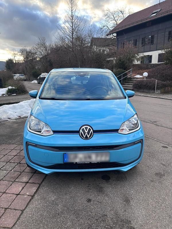 Second-hand VW e-up! 44 kW (61 CP) 2021 Albastru Hatchback