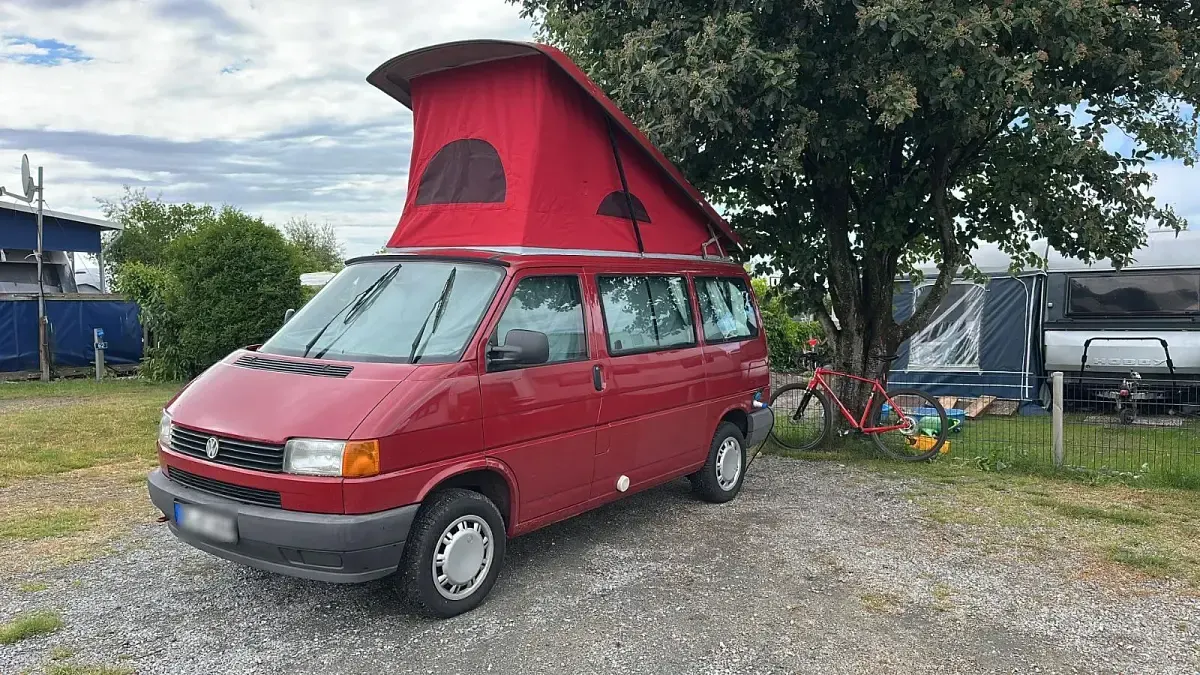 Gebraucht VW Multivan 68 PS (50 kW) 1995 Rot Van / Kleinbus