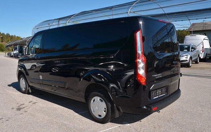 Occasion Ford Transit Custom Trend 131 ch (96 kW) 2023 Noir Berline