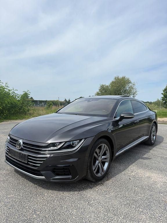 Grau Gebraucht 2020 VW Arteon R-line Limousine | 21.999 € (Fairer Preis) - Bild 1/4