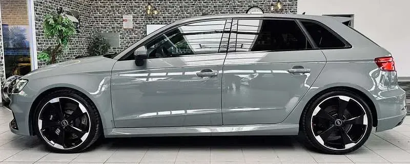 Gebraucht Audi RS3 Sport 400 PS (294 kW) 2019 Grau Limousine