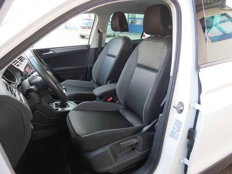 Gebraucht VW Tiguan Active 150 PS (110 kW) 2022 Weiß SUV