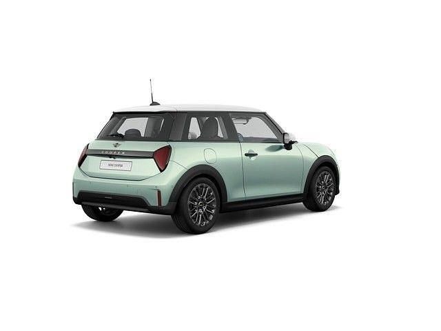 Second-hand Mini Cooper Classic 156 CP (114 kW) 2024 Verde Hatchback