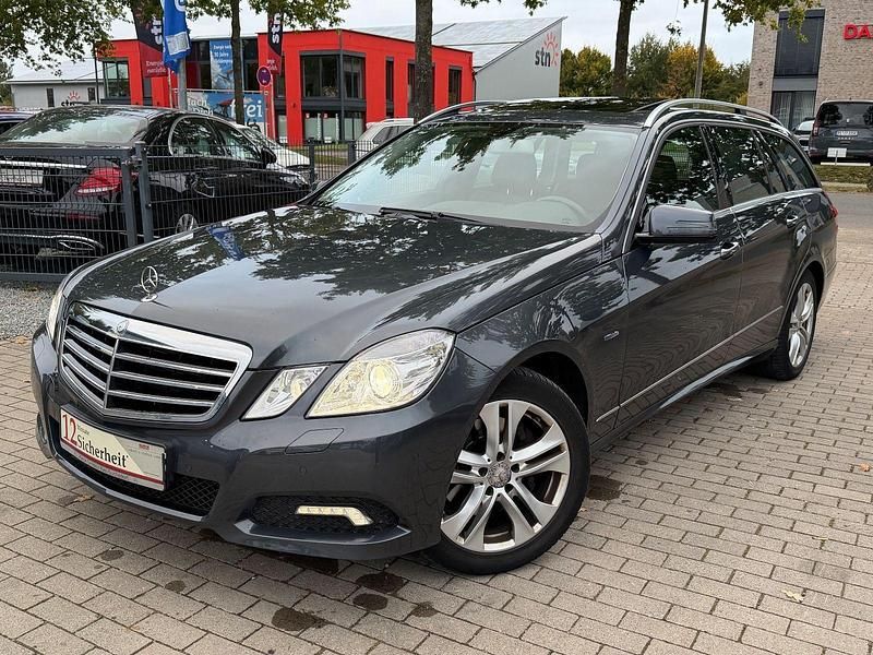 Grau Gebraucht 2010 Mercedes E250 Avantgarde Kombi | 8.990 € (Guter Preis) - Bild 1/4