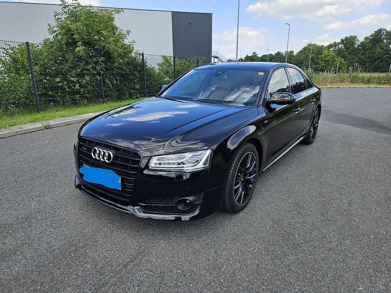 Schwarz Gebraucht 2017 Audi A8 Limousine | 52.000 € - Bild 1/4
