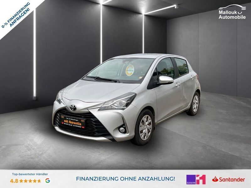 Silber Gebraucht 2018 Toyota Yaris Limousine | 6.990 € (Guter Preis) - Bild 1/4