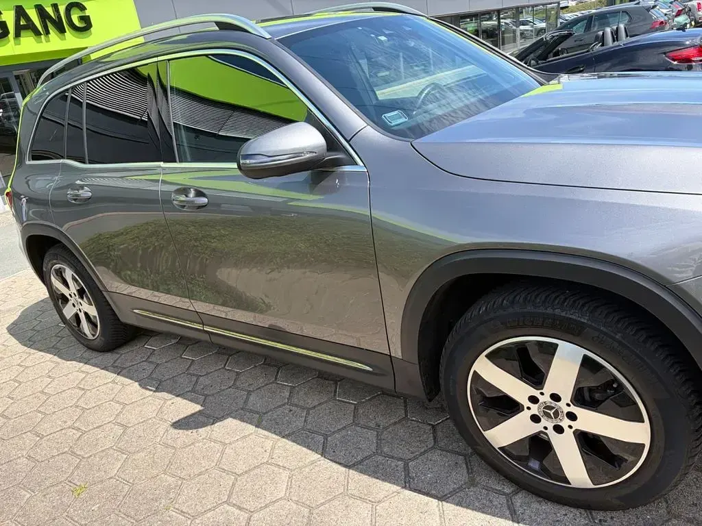 Gebraucht Mercedes GLB200 Progressive 150 PS (110 kW) 2020 Grau SUV