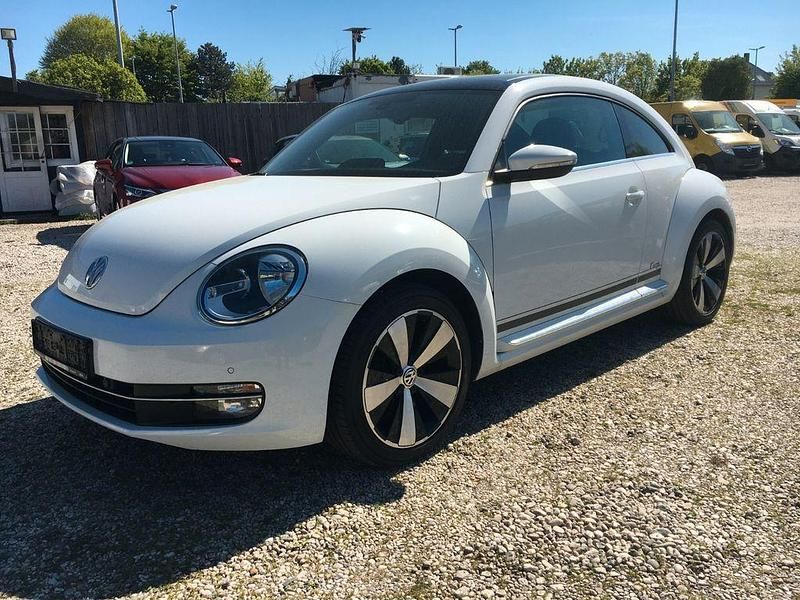 Gebraucht VW Beetle Cup 105 PS (77 kW) 2014 Weiß Kleinwagen