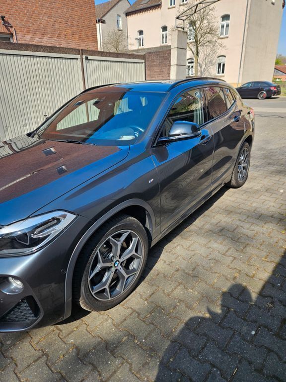 Grau Gebraucht 2018 BMW X2 M Sport SUV | 21.100 € (Guter Preis) - Bild 1/4