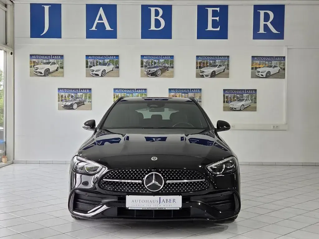 Gebraucht Mercedes 300 AMG line 286 PS (210 kW) 2021 Schwarz Limousine