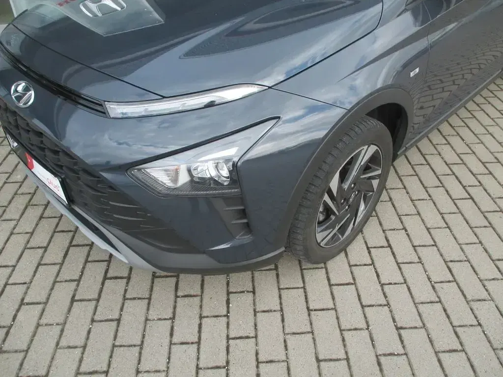 Gebraucht Hyundai Bayon 101 PS (74 kW) 2023 Grau SUV