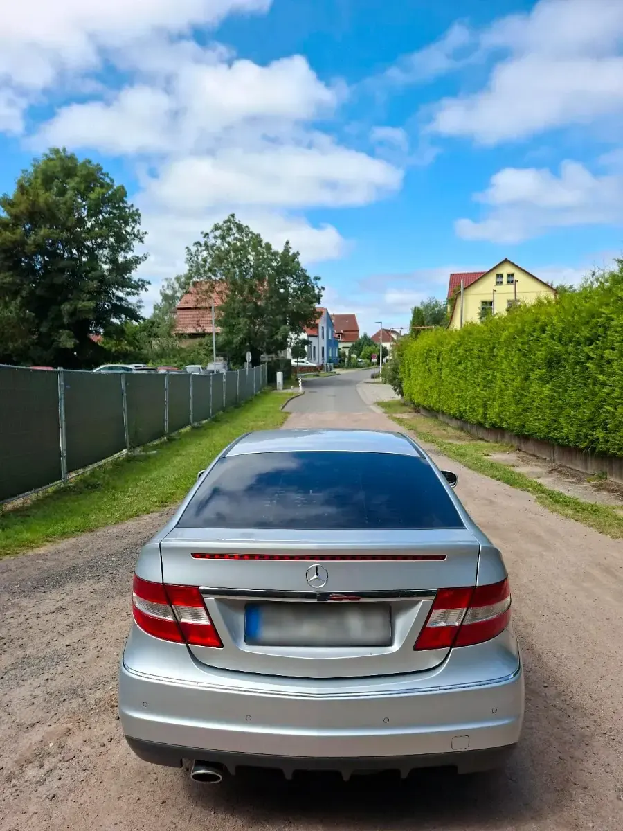 Gebraucht Mercedes CLC180 143 PS (105 kW) 2011 Silber Coupé