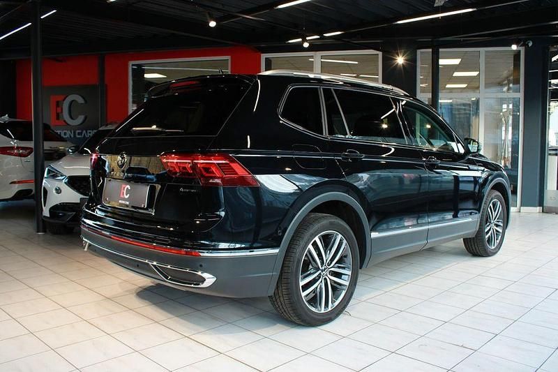 Gebraucht VW Tiguan Allspace Elegance 245 PS (180 kW) 2023 Schwarz SUV