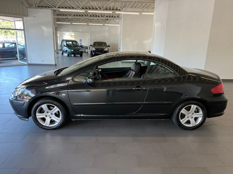 Gebraucht Peugeot 307 CC 136 PS (100 kW) 2004 Schwarz Cabrio