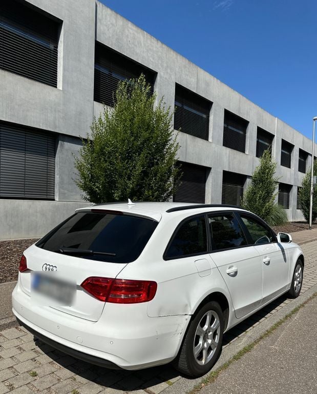 Gebraucht Audi A4 Ambiente 150 PS (110 kW) 2013 Weiß Kombi