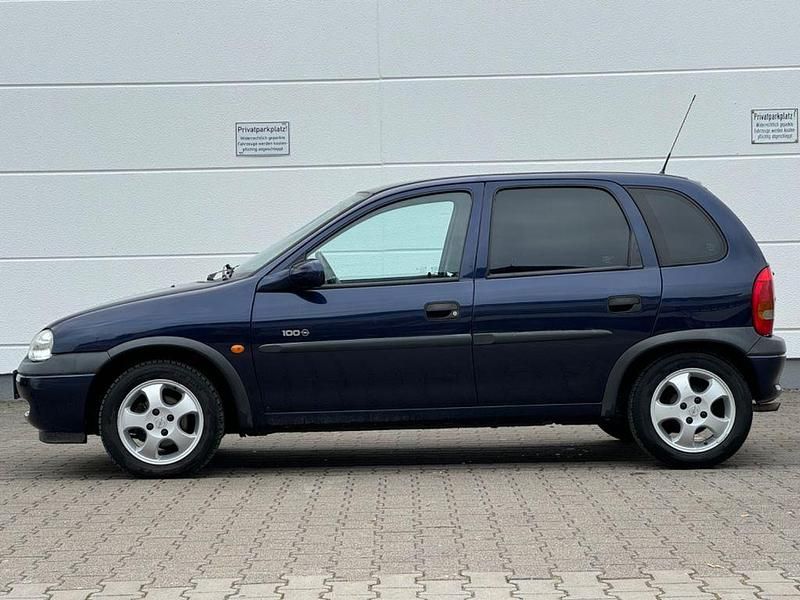 Gebraucht Opel Corsa Edition 65 PS (47 kW) 2000 Blau Limousine