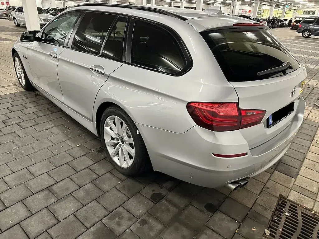 Gebraucht BMW 525 218 PS (160 kW) 2014 Silber Kombi
