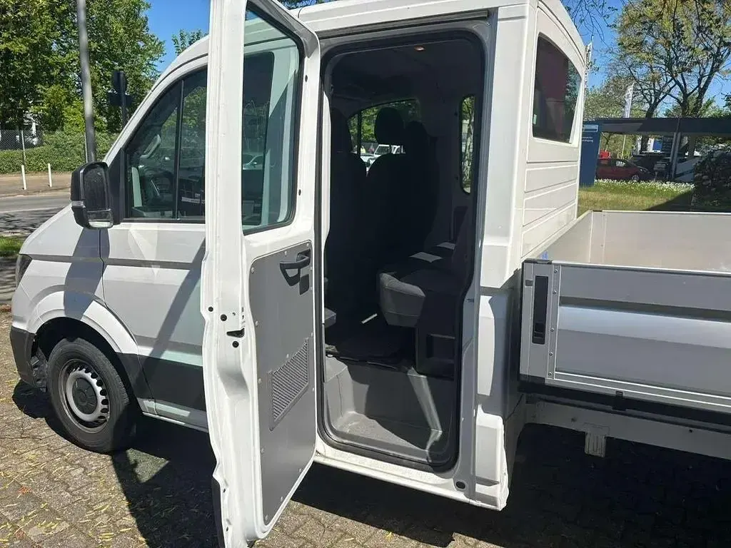 Używany VW Crafter 140 KM (102 kW) 2024 Biały Van