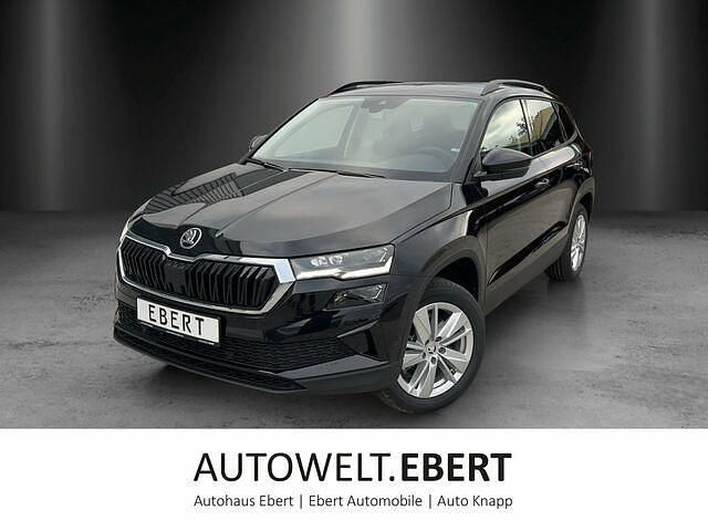 Neu Skoda Karoq Selection 150 PS (110 kW) 2025 Blackmagic perleffekt SUV