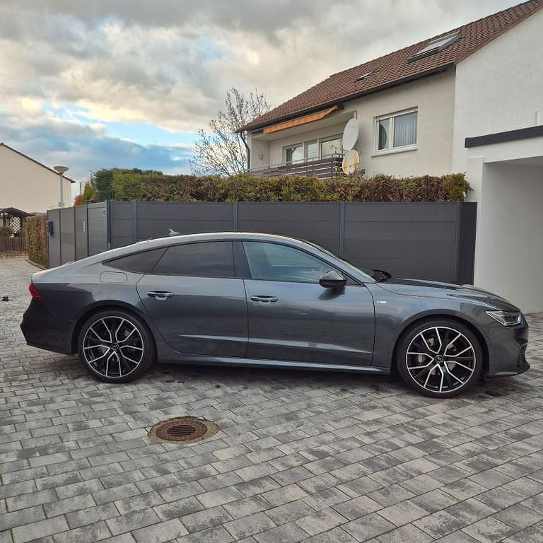 Grau Gebraucht 2022 Audi A7 Sport Kleinwagen | 42.000 € (Superpreis) - Bild 1/4