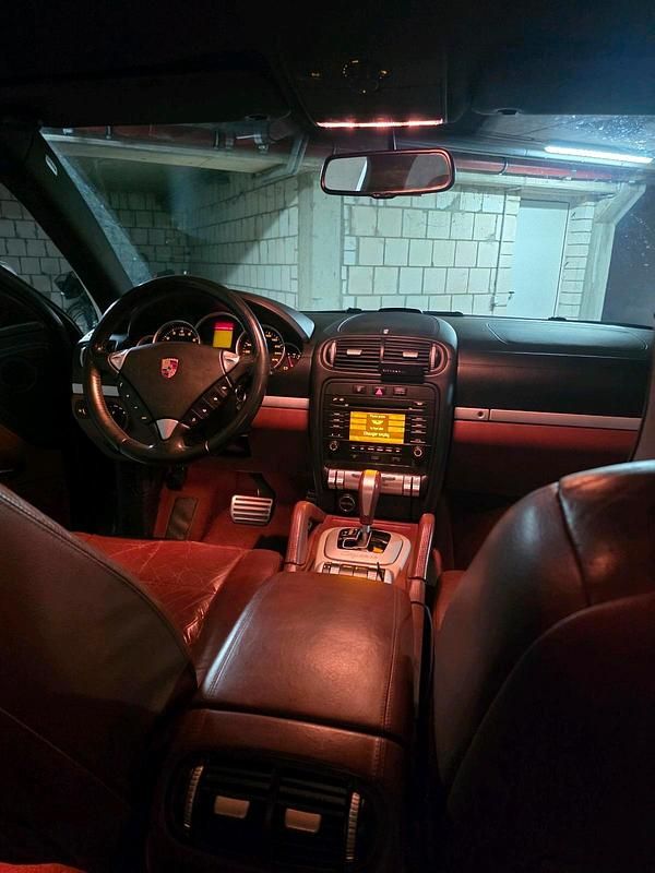 Gebraucht Porsche Cayenne 380 PS (279 kW) 2009 Andere farben SUV