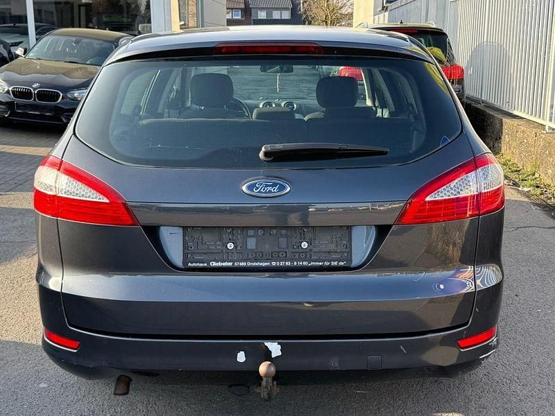 Gebraucht Ford Mondeo Trend 145 PS (106 kW) 2008 Grau Limousine