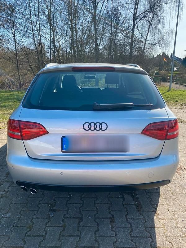 Gebraucht Audi A4 160 PS (117 kW) 2009 Silber Kombi