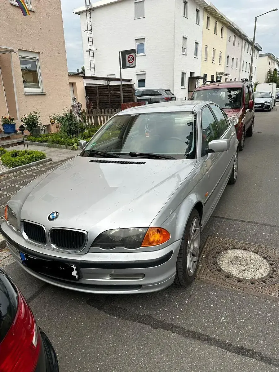 Occasion BMW 320 150 ch (110 kW) 2000 Argent Berline