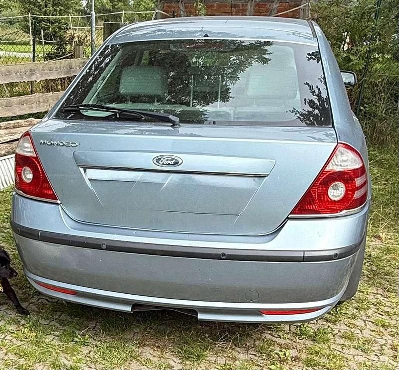 Gebraucht Ford Mondeo Ghia 116 PS (85 kW) 2006 Blau Limousine