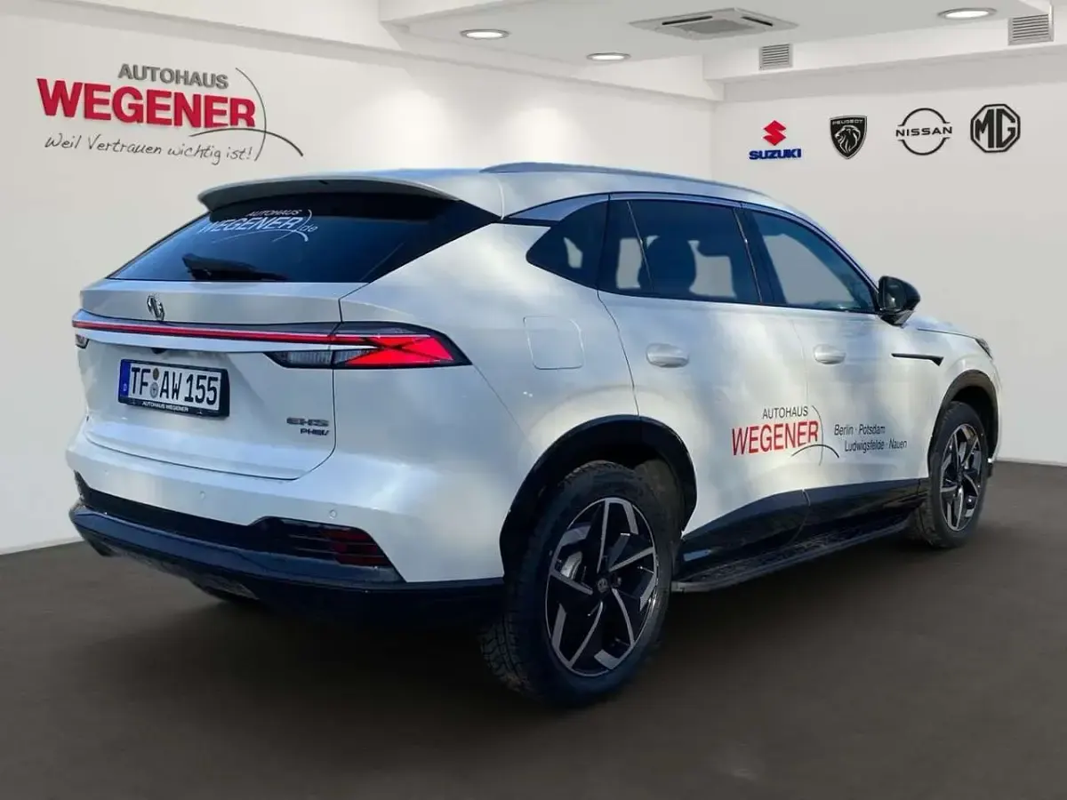 Gebraucht MG HS Luxury 272 PS (200 kW) 2025 Pearl white SUV