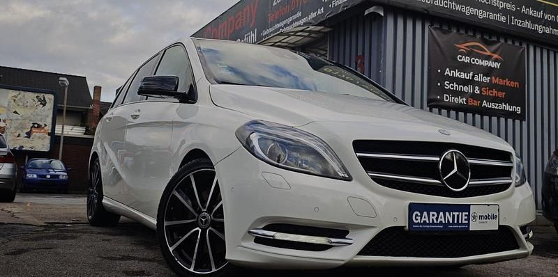 Gebraucht Mercedes B220 170 PS (125 kW) 2012 Weiß Van / Kleinbus