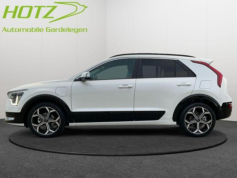 Gebraucht Kia Niro Spirit 173 PS (127 kW) 2025 Snow white pearl SUV