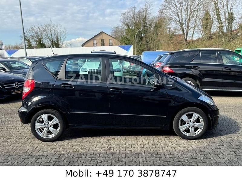 Gebraucht Mercedes A160 95 PS (69 kW) 2010 Schwarz Limousine