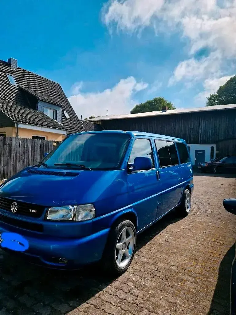 Gebraucht VW Multivan 151 PS (111 kW) 1999 Blau Van / Kleinbus