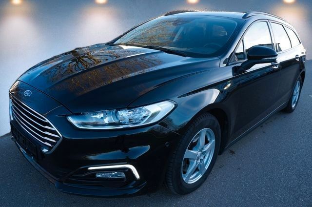 Schwarz Gebraucht 2021 Ford Mondeo Business Edition Kombi | 12.999 € (Guter Preis) - Bild 1/4