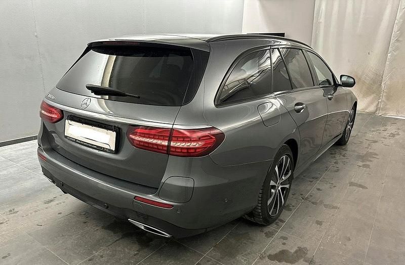 Gebraucht Mercedes E300 AMG 194 PS (142 kW) 2022 Grau Kombi