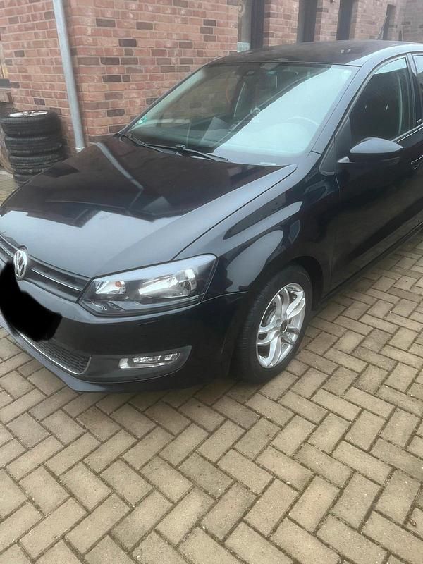 Gebraucht VW Polo Style 90 PS (66 kW) 2011 Schwarz Kleinwagen