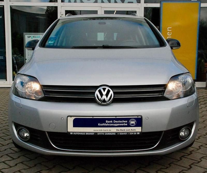Gebraucht VW Golf VI Style 122 PS (89 kW) 2011 Silber Kleinwagen