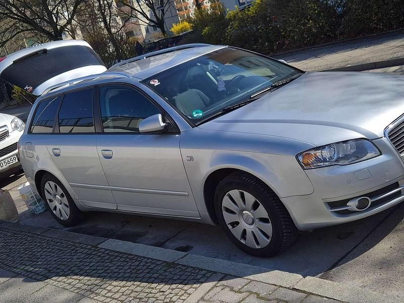 Second-hand Audi A4 140 CP (102 kW) 2006 Argintiu Break