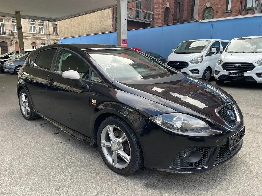 Używany Seat Leon FR 200 KM (147 kW) 2007 Czarny Hatchback