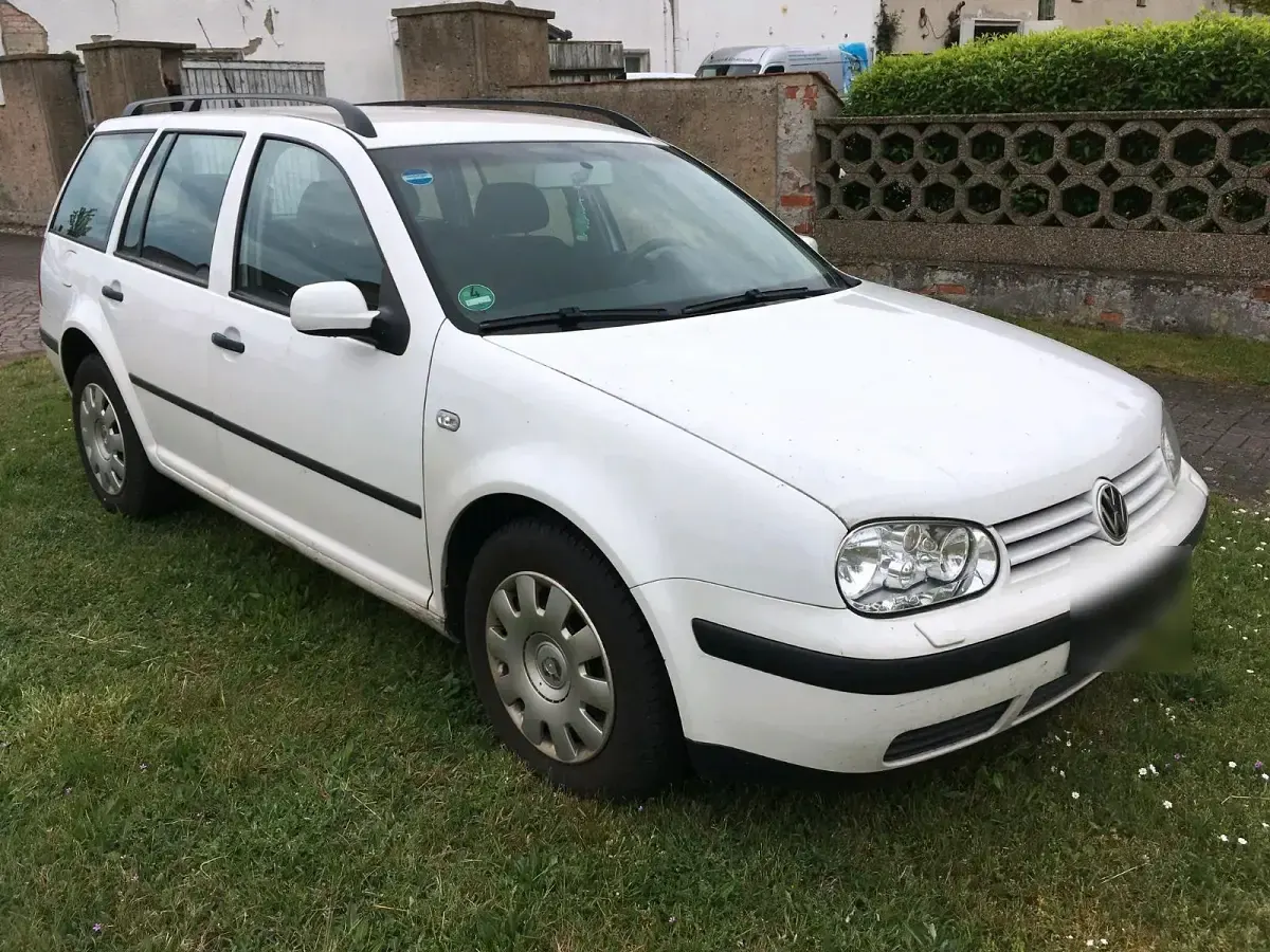 Gebraucht VW Golf IV 75 PS (55 kW) 2004 Weiß Kombi