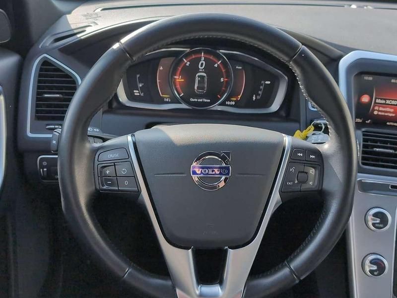 Gebraucht Volvo XC60 Summum 150 PS (110 kW) 2017 Andere SUV