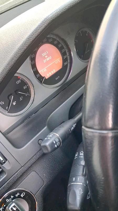 Gebraucht Mercedes C220 170 PS (125 kW) 2009 Schwarz Kombi