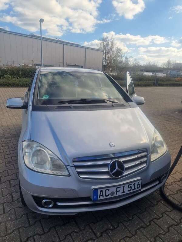 Gebraucht 2008 Mercedes A180 Classic Limousine | 2.200 € (Etwas zu teuer) - Bild 1/4