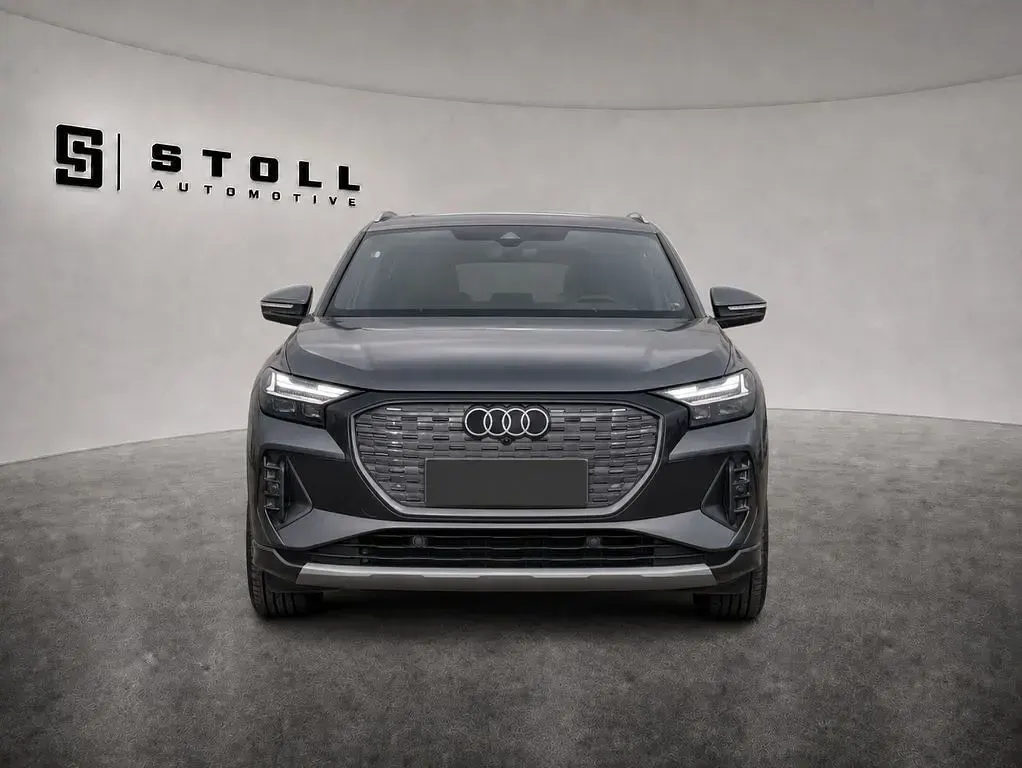 Gebraucht Audi Q4 e-tron Ambiente 125 kW (170 PS) 2022 Grau SUV