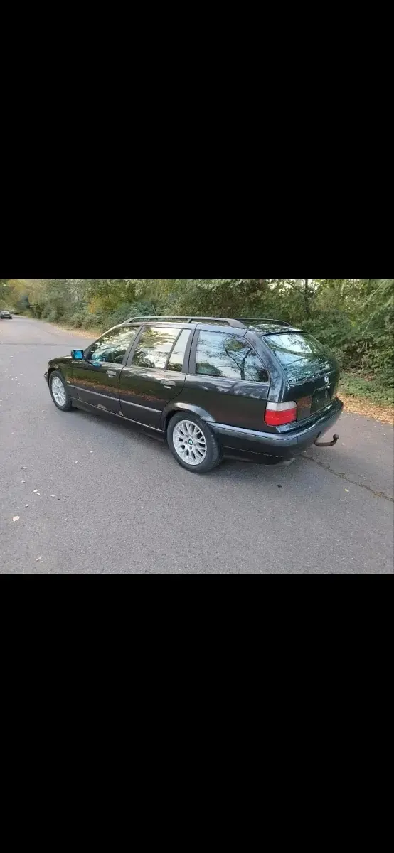 Gebraucht BMW 328 198 PS (145 kW) 1998 Schwarz Kombi