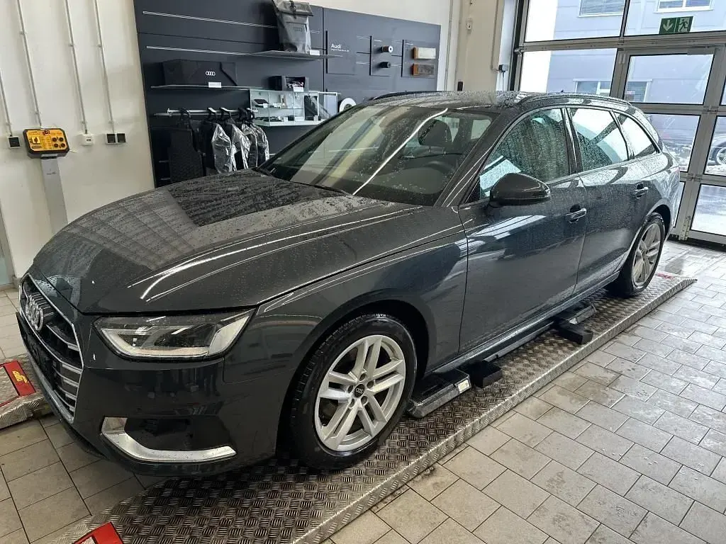 Usata Audi A4 Advanced 150 CV (110 kW) 2023 Grigio Station wagon