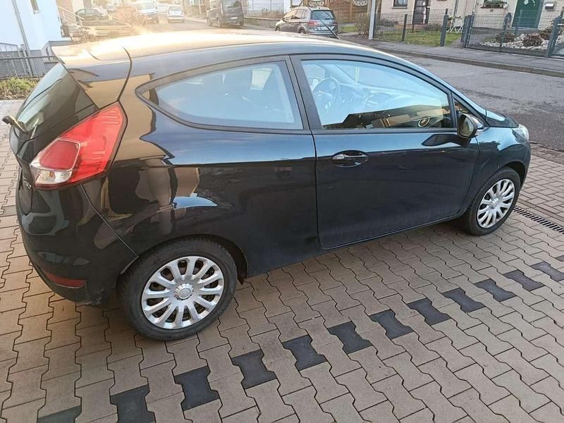 Gebraucht Ford Fiesta SYNC Edition 60 PS (44 kW) 2013 Schwarz Kleinwagen