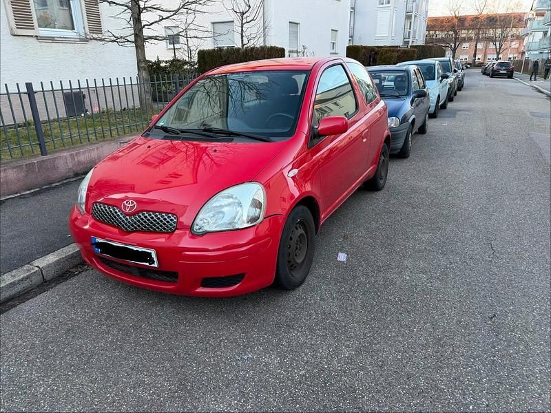 Gebraucht Toyota Yaris 87 PS (63 kW) 2004 Rot Kleinwagen