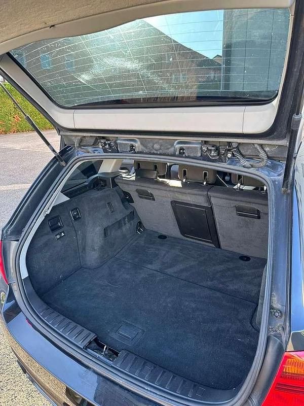 Gebraucht BMW 320 150 PS (110 kW) 2007 Kombi